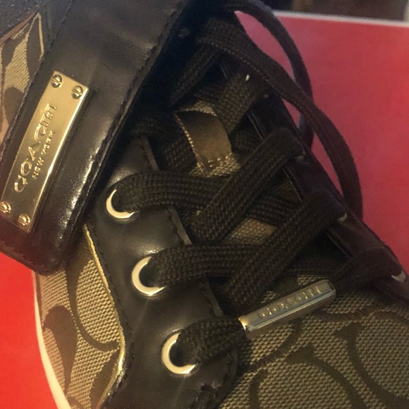 Coach Zany khaki/gold bootie size 11m - Picture 2 of 9